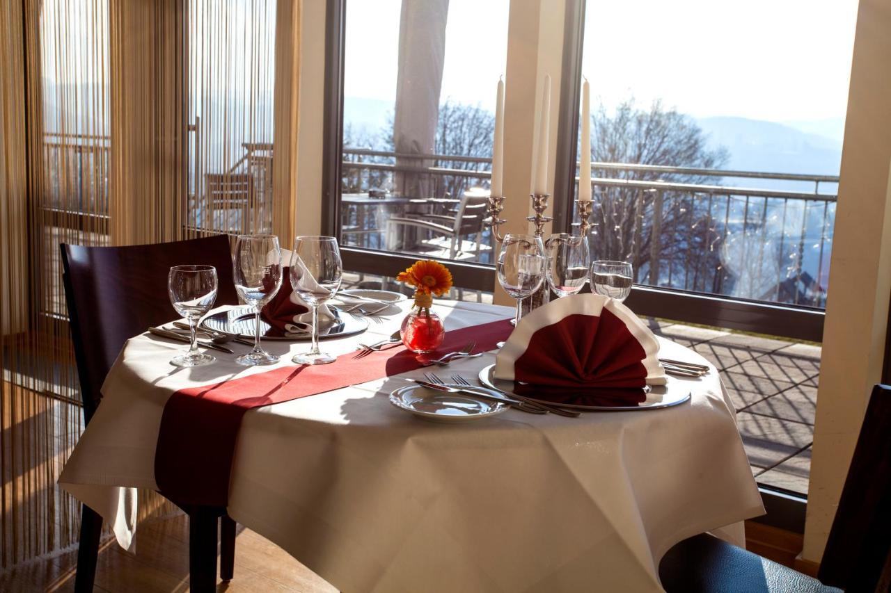 Phoenix Hotel Bergneustadt ภายนอก รูปภาพ