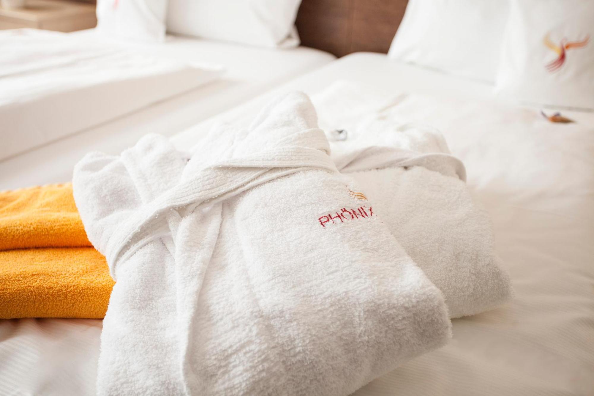 Phoenix Hotel Bergneustadt ภายนอก รูปภาพ