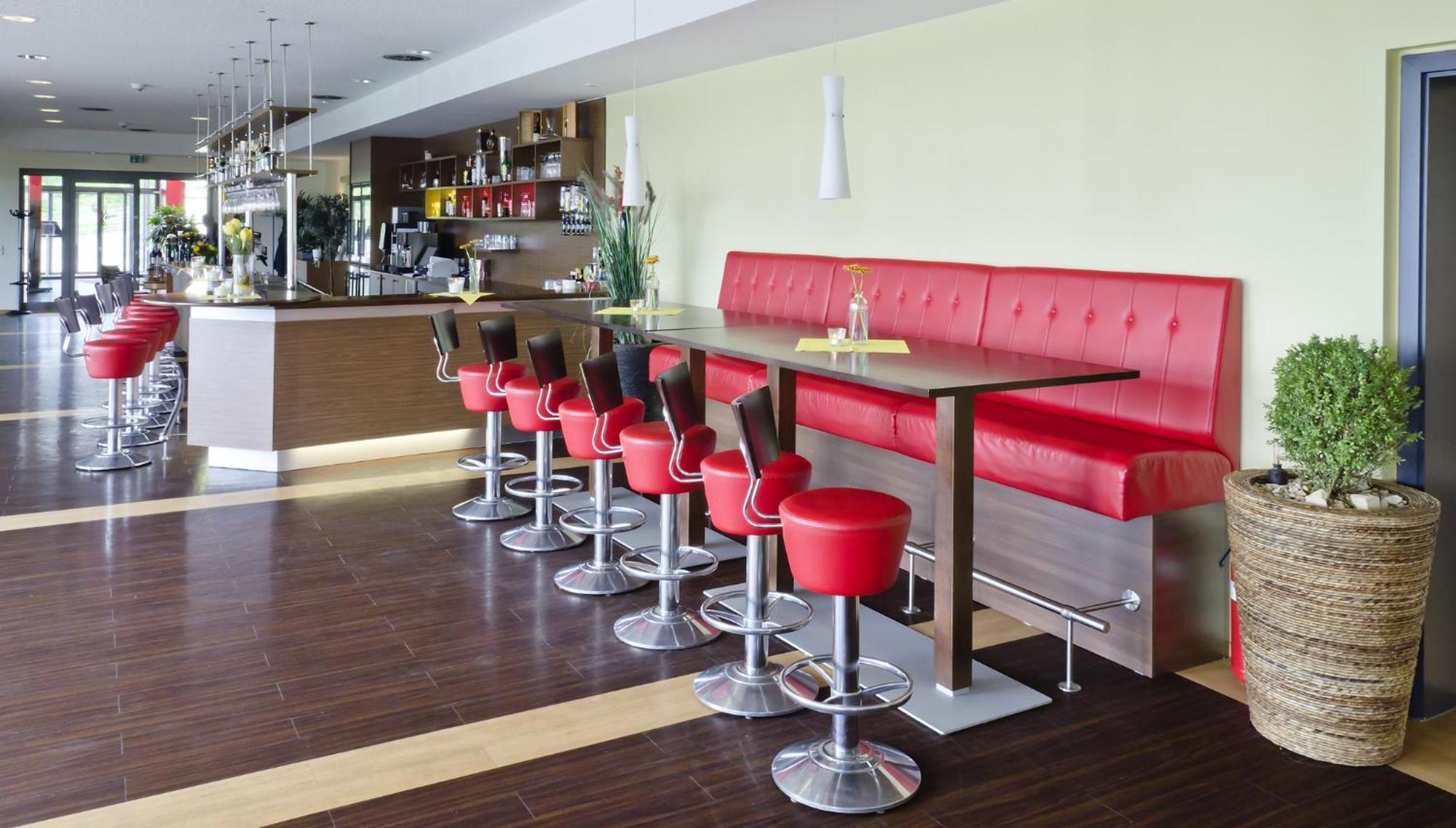 Phoenix Hotel Bergneustadt ภายนอก รูปภาพ