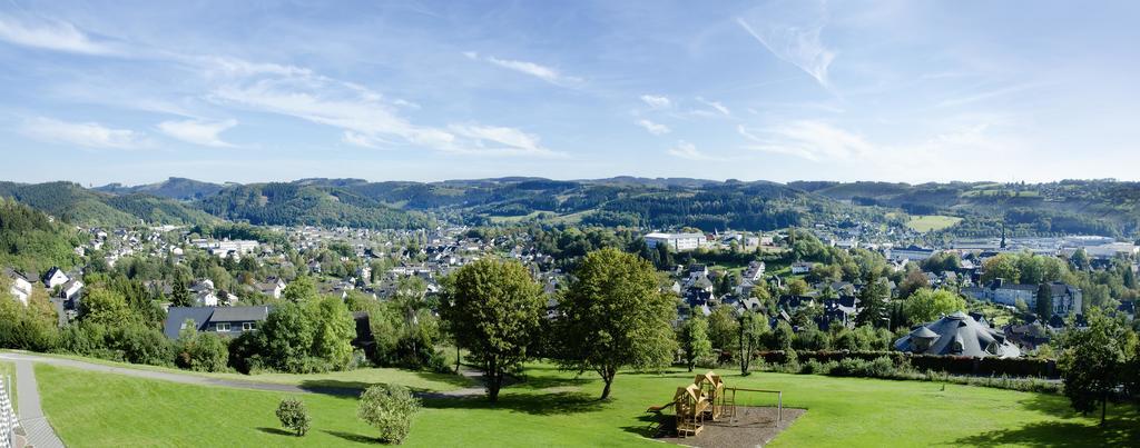 Phoenix Hotel Bergneustadt ภายนอก รูปภาพ